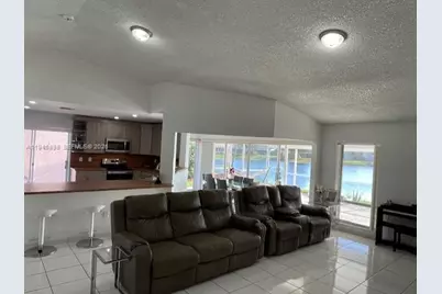 600 SE 25th Ln, Homestead, FL 33033 - Photo 18
