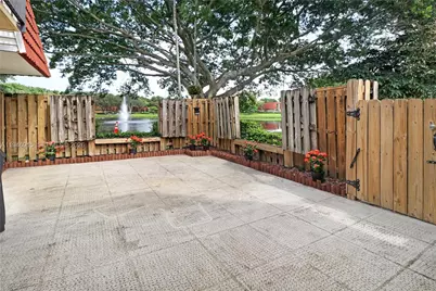 9977 NW 6th Ct #9977, Plantation, FL 33324 - Photo 12