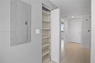 16385 Biscayne Blvd, North Miami Beach, FL 33160 - Photo 16