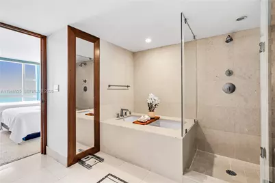 6801 Collins Ave #417 (404 Deed), Miami Beach, FL 33141 - Photo 14