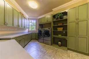 12401 N Stonebrook Cir, Davie, FL 33330 - Photo 44