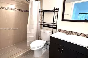 919 NE 199th St, Miami, FL 33179 - Photo 8