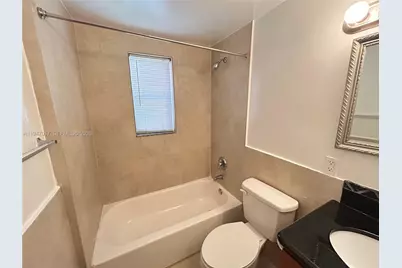 2880 Pine Tree Dr #9, Miami Beach, FL 33140 - Photo 6