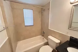 2880 Pine Tree Dr, Miami Beach, FL 33140 - Photo 6