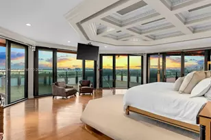 5225 Collins Ave, Miami Beach, FL 33140 - Photo 30