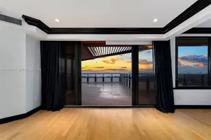 5225 Collins Ave, Miami Beach, FL 33140 - Photo 38