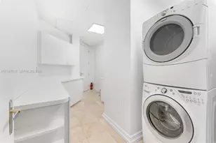 5225 Collins Ave, Miami Beach, FL 33140 - Photo 42