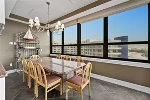 5225 Collins Ave, Miami Beach, FL 33140 - Photo 12