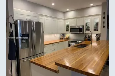 14803 Breckness Pl #14803, Miami Lakes, FL 33016 - Photo 4