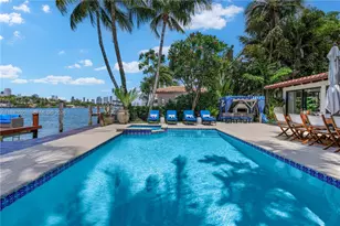56 S Hibiscus Dr, Miami Beach, FL 33139 - Photo 42