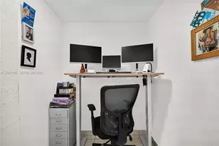 2829 Indian Creek Dr, Miami Beach, FL 33140 - Photo 16