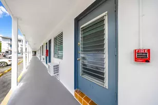 15610 NE 6th Ave, Miami, FL 33162 - Photo 18