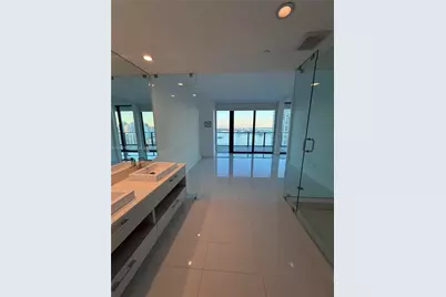 650 NE 32nd St #4406, Miami, FL 33137 - Photo 14