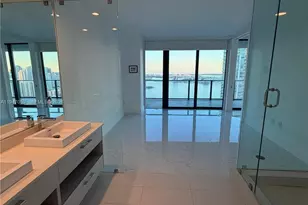 650 NE 32nd St, Miami, FL 33137 - Photo 14