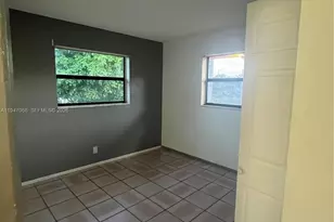 9203 NW 38th Dr, Coral Springs, FL 33065 - Photo 6