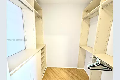 2000 Island Blvd #1801, Aventura, FL 33160 - Photo 32