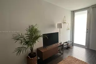 900 Bay Dr, Miami Beach, FL 33141 - Photo 2