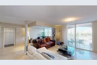 19877 E Country Club Dr #3608, Aventura, FL 33180 - Photo 2