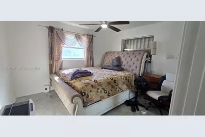 565 NW 54th St, Boca Raton, FL 33487 - Photo 12