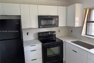 6465 W 27th Ave, Hialeah, FL 33016 - Photo 1