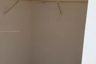 10303 NW 9th St Cir, Miami, FL 33172 - Photo 14