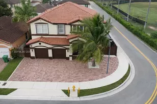 15375 SW 93rd Ln, Miami, FL 33196 - Photo 1