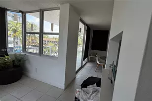 16565 NE 26th Ave, North Miami Beach, FL 33160 - Photo 10