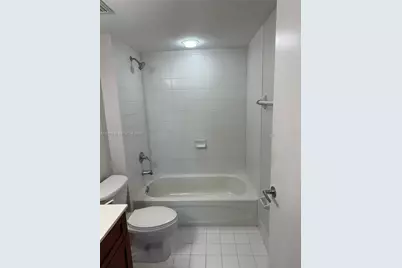 36 NW 6th Ave #1106, Miami, FL 33128 - Photo 18