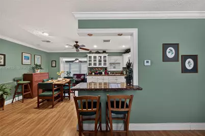 150 SE 5th Ct, Pompano Beach, FL 33060 - Photo 10