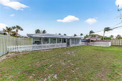 150 SE 5th Ct, Pompano Beach, FL 33060 - Photo 36