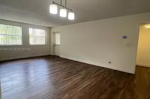 8100 Geneva Ct, Doral, FL 33166 - Photo 6