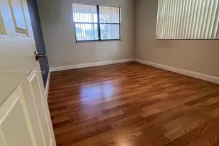 8100 Geneva Ct, Doral, FL 33166 - Photo 10