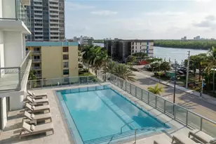 3319 N Ocean Dr, Hollywood, FL 33019 - Photo 14