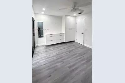 2346 W 68th St #5-1, Hialeah, FL 33016 - Photo 12