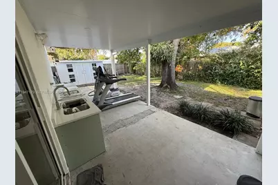 6891 Scott #N/A, Hollywood, FL 33024 - Photo 22