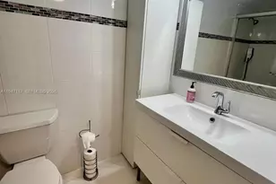 251 174th St, Sunny Isles Beach, FL 33160 - Photo 2