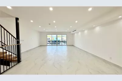 3826 NE 171st St #3826, North Miami Beach, FL 33160 - Photo 4