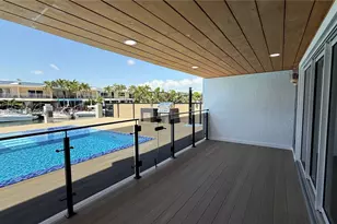 3826 NE 171 St, North Miami Beach, FL 33160 - Photo 32