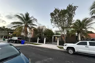 1352 SW 16th St, Miami, FL 33145 - Photo 4