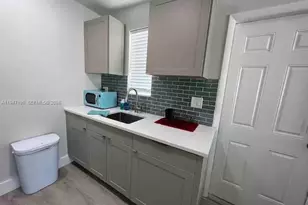 1925 Dewey St, Hollywood, FL 33020 - Photo 10