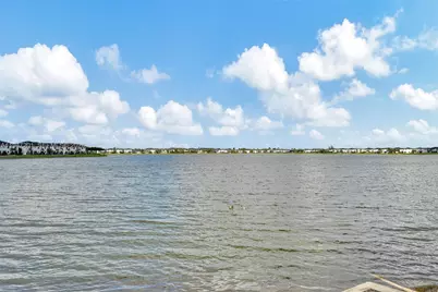 15481 NW 91st Ct, Miami Lakes, FL 33018 - Photo 24