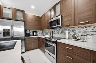 15481 NW 91st Ct, Miami Lakes, FL 33018 - Photo 30