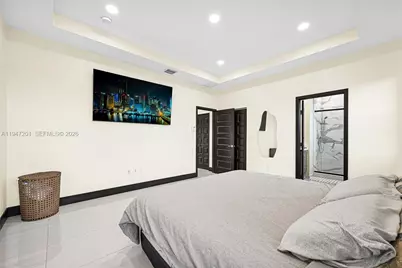 15481 NW 91st Ct, Miami Lakes, FL 33018 - Photo 46