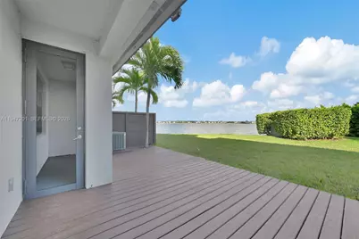 15481 NW 91st Ct, Miami Lakes, FL 33018 - Photo 20