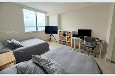 801 Brickell Key Blvd #2401, Miami, FL 33131 - Photo 20
