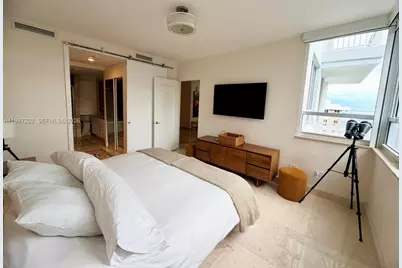 801 Brickell Key Blvd #2401, Miami, FL 33131 - Photo 14