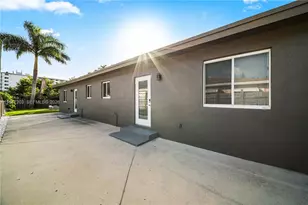 1250 NE 110th St, Miami, FL 33161 - Photo 10