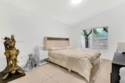 1959 SE 10th St, Homestead, FL 33035 - Photo 18