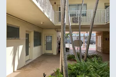 8420 Byron Ave #4, Miami Beach, FL 33141 - Photo 10