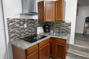 1050 NE 82nd St, Miami, FL 33138 - Photo 22